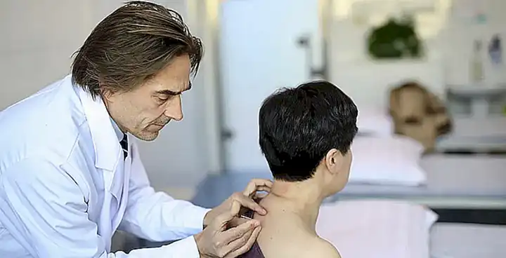 A. Aplicaciones clínicas de la acupuntura en el punto Sanyinjiao