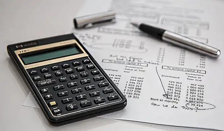 A. Compañías de seguros que ofrecen cobertura