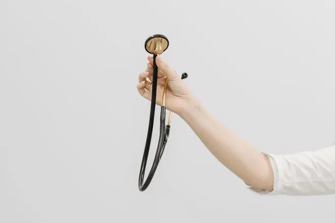 A. Terapia del sonido en entornos clínicos y de salud