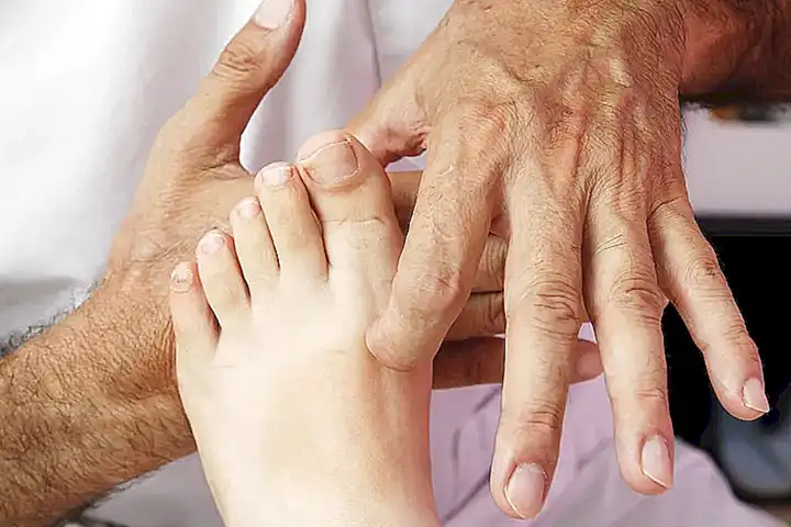 Aspectos a considerar al buscar un terapeuta de reflexología auricular