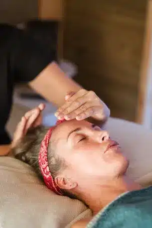 B. Reiki a distancia en la sanación a nivel profesional