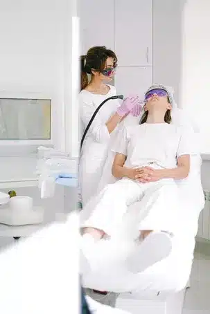 ¿Cómo funciona la bionase terapia láser?