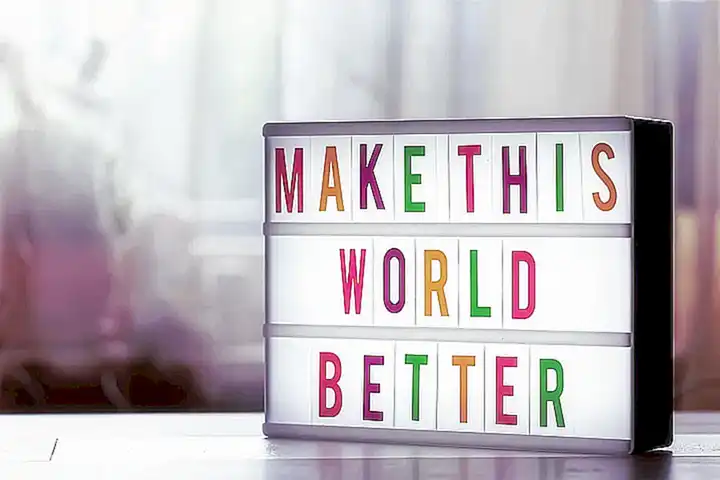Construyendo un Futuro Mejor