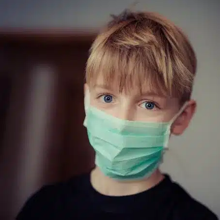 Contraindicaciones para niños pequeños y personas con ciertas condiciones médicas