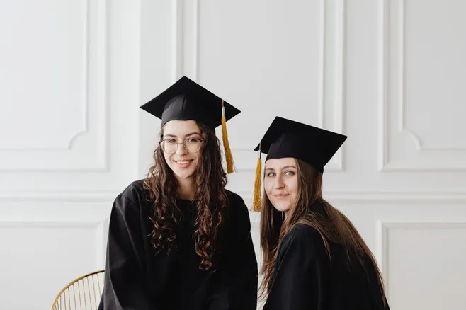 Cuáles son las salidas profesionales para los graduados en arteterapia en Chile