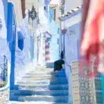 Escaleras exteriores para casas de 2 pisos con estilo y funcionalidad