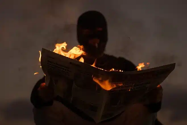 Evita el consumo excesivo de noticias