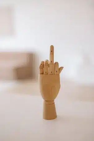 Identificar la falta de respeto