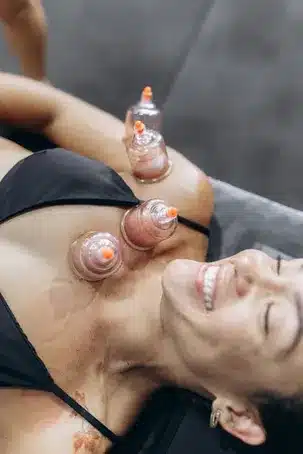 Implicaciones y impactos de la acupuntura y la quiropráctica en diferentes áreas