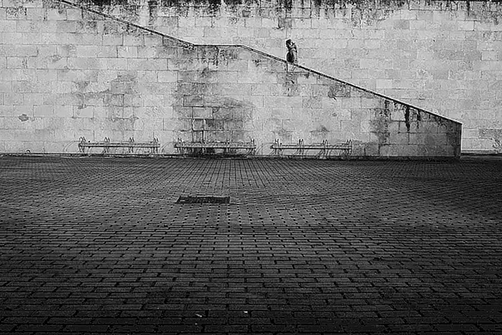 jefe de la pared de la calle